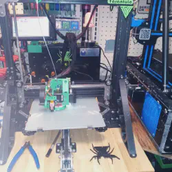 /img/19518-tarantula-quadrotor-battery.webp